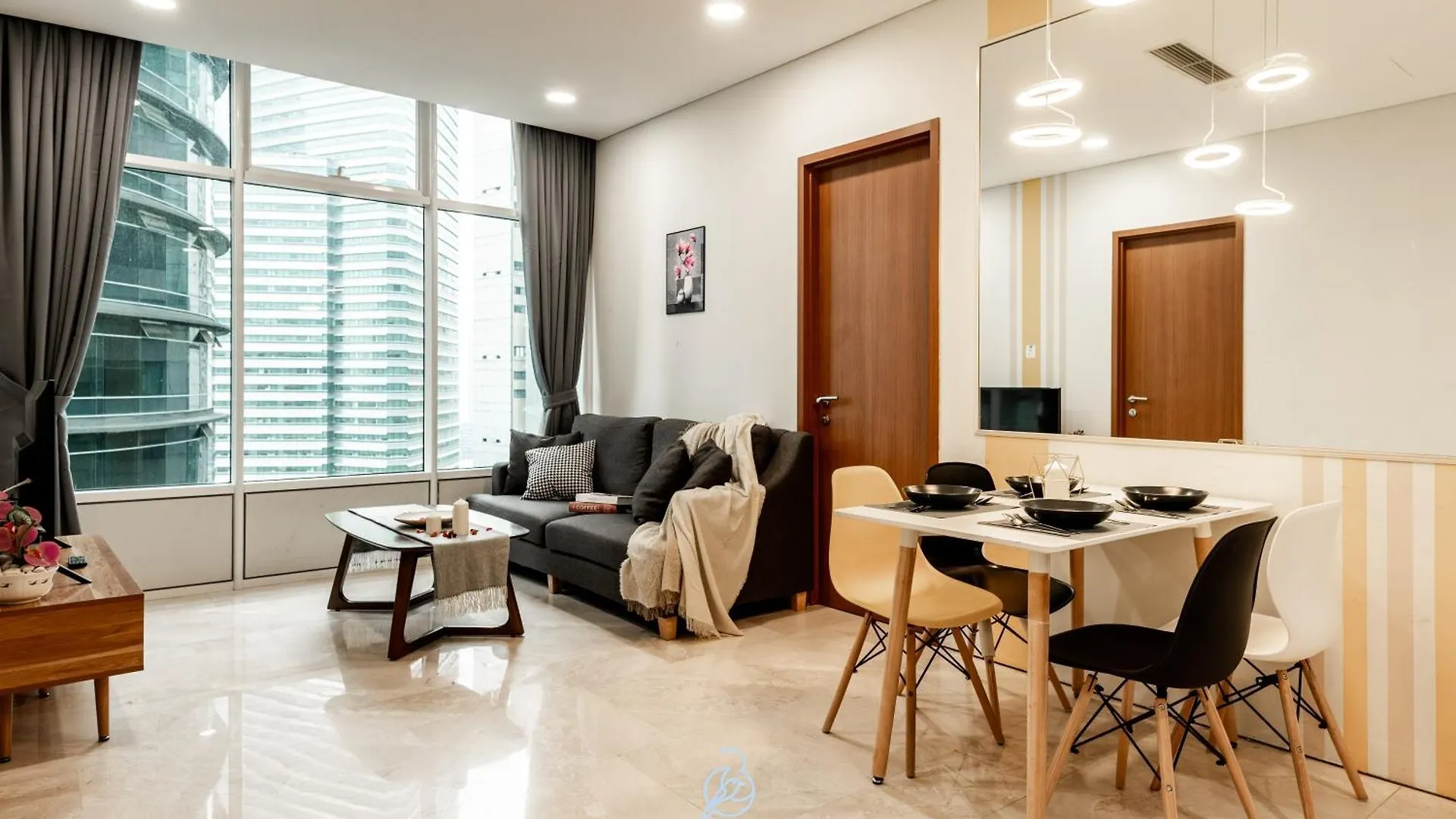 Sky Suites Klcc Homestay By Birdy Stay كوالالمبور ماليزيا