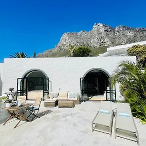 Four Uitsig Camps Bay كيب تاون