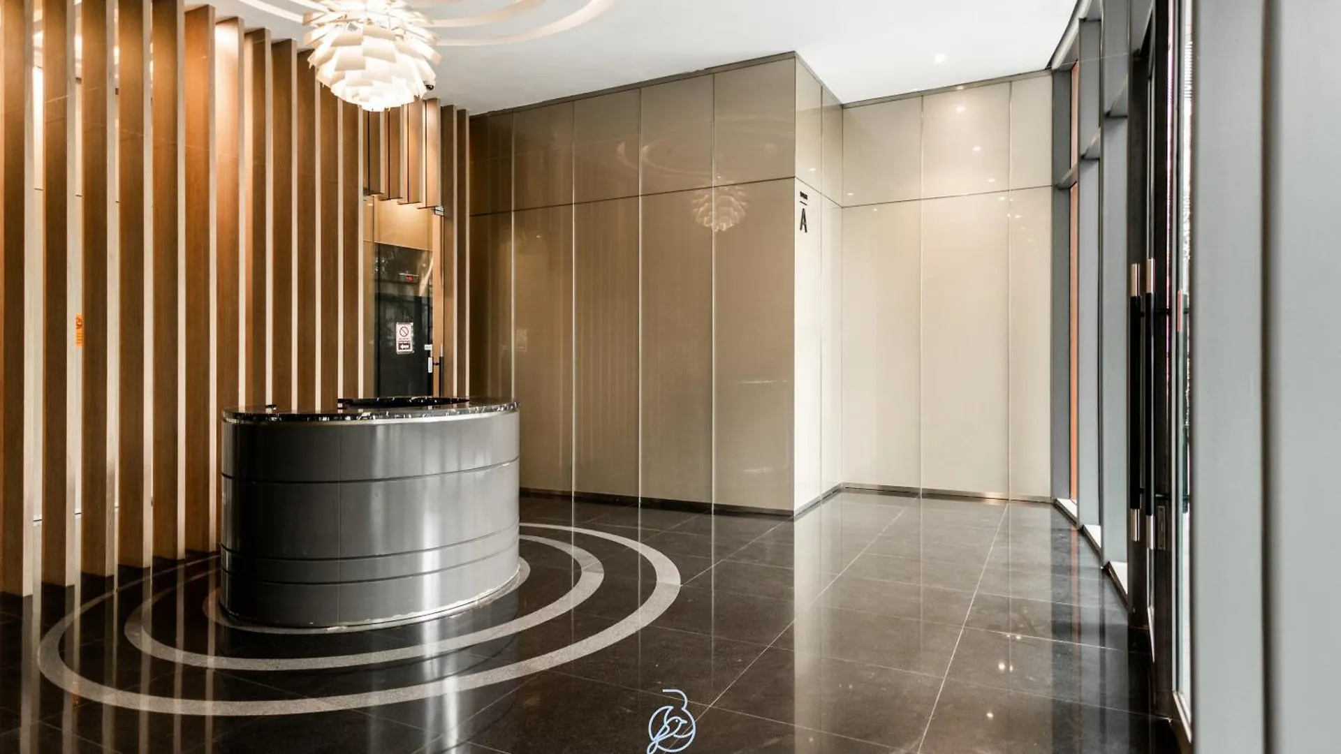 Sky Suites Klcc Homestay By Birdy Stay Kuala Lumpur 0*,