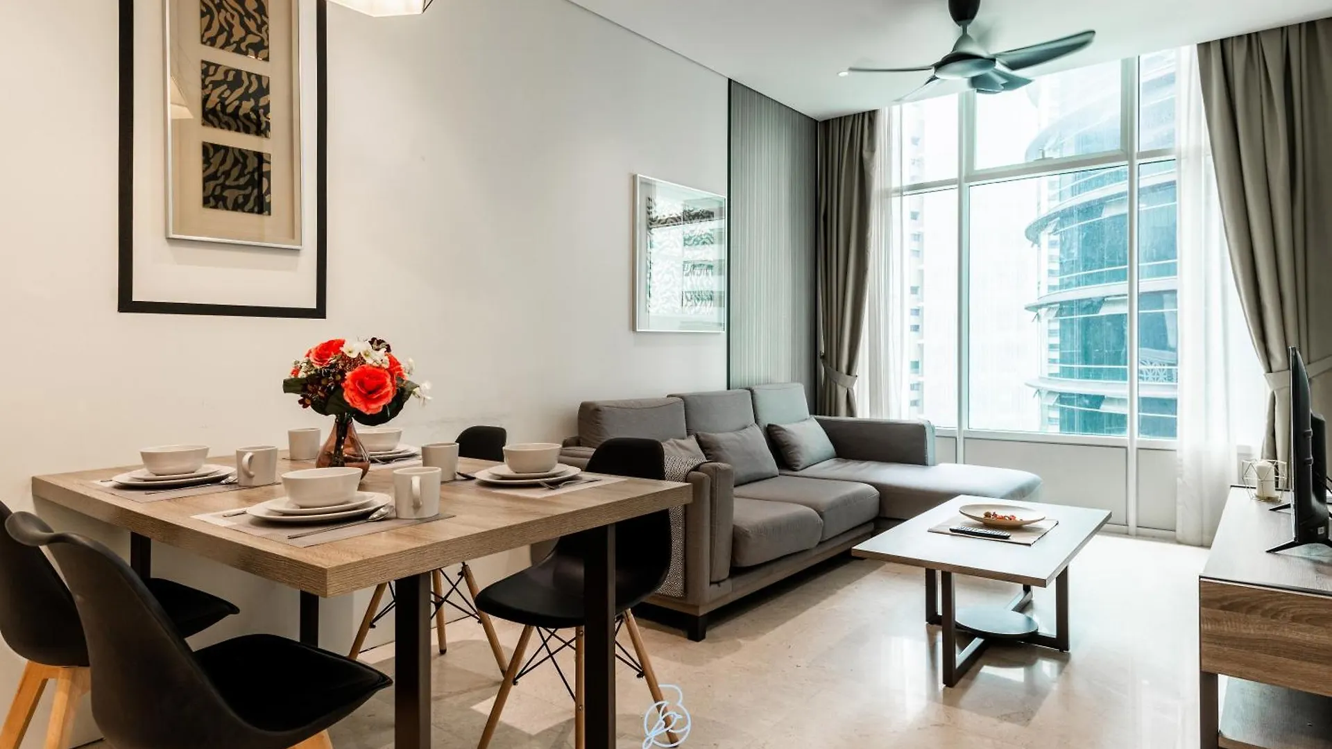 Sky Suites Klcc Homestay By Birdy Stay Kuala Lumpur